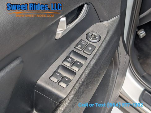 Used 2015 Kia Sportage LX FWD image 22