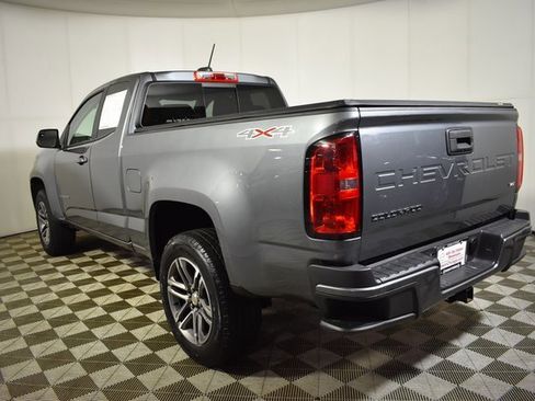 Used 2022 Chevrolet Colorado LT w/ LT Convenience Package image 6