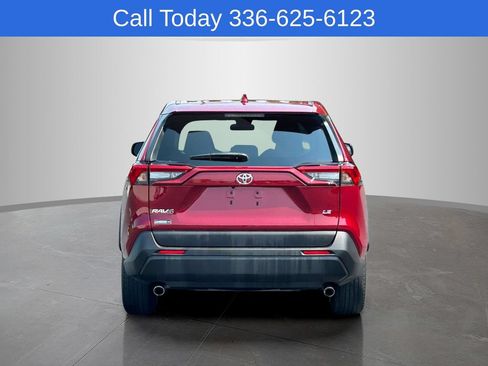 Used 2023 Toyota RAV4 XLE w/ Convenience Package AWD/4WD image 4