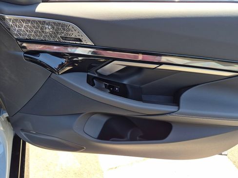 New 2027 BMW i5 eDrive40 w/ M Sport Package RWD image 16