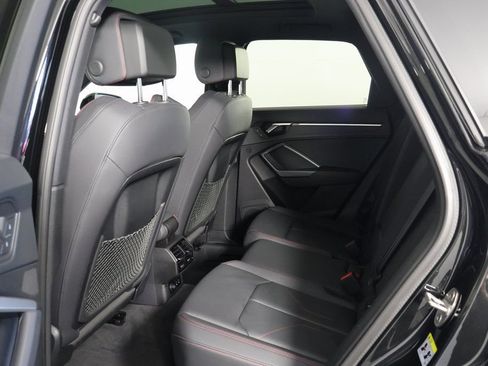 Used 2025 Audi Q3 2.0T Premium Plus w/ Premium Plus Package AWD/4WD image 11
