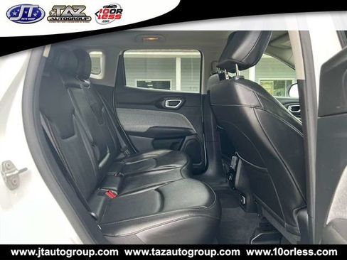 Used 2022 Jeep Compass Latitude AWD/4WD image 20