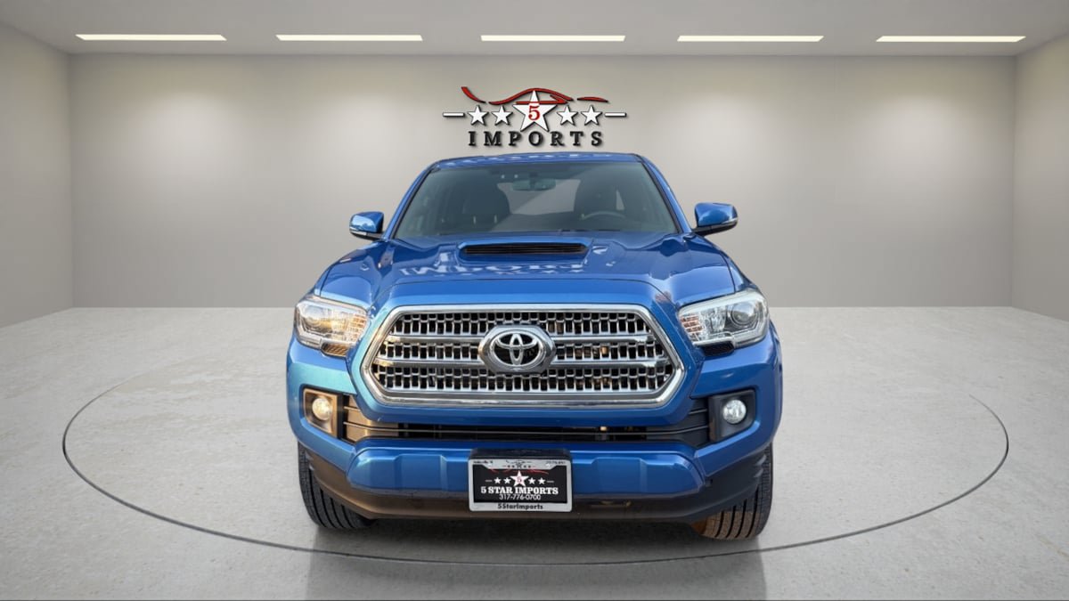 Used 2017 Toyota Tacoma TRD Sport w/ Tow Package (A/T) AWD/4WD image 6