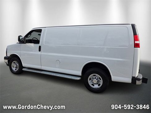 Used 2024 Chevrolet Express 2500 w/ Driver Convenience Package image 3
