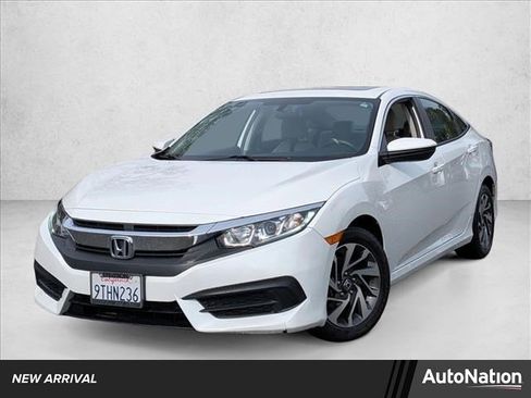Used 2018 Honda Civic EX image 1