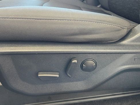 Used 2022 Ford F150 XLT w/ Equipment Group 302A High image 10