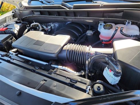 New 2026 GMC Yukon XL Denali image 14