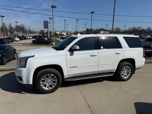 Used 2019 GMC Yukon SLE w/ HD Trailering Package AWD/4WD image 9