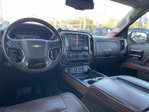 Used 2014 Chevrolet Silverado 1500 High Country w/ High Country Premium Package image 13
