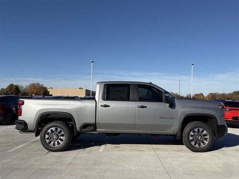 New 2026 Chevrolet Silverado 2500 Custom image 3