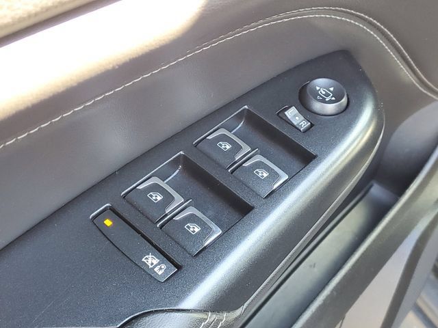 Used 2015 Cadillac SRX Premium AWD/4WD image 12