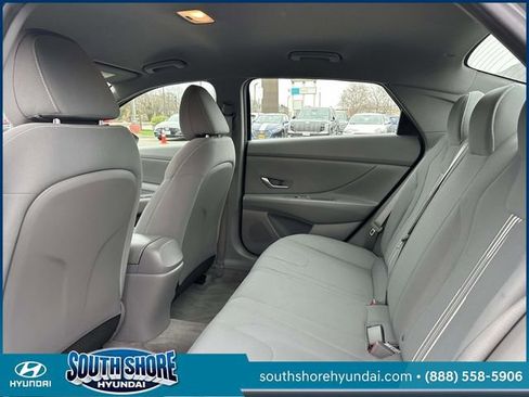 Certified 2023 Hyundai Elantra SEL w/ Cargo Package image 13