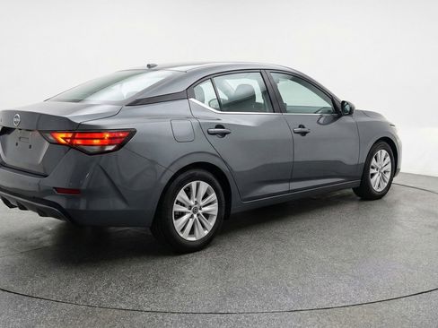 Used 2025 Nissan Sentra S FWD image 9