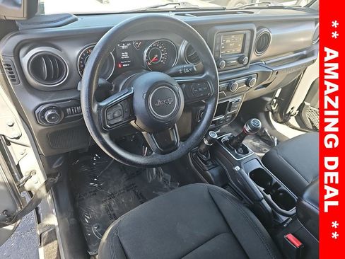 Used 2021 Jeep Wrangler Unlimited Willys image 15