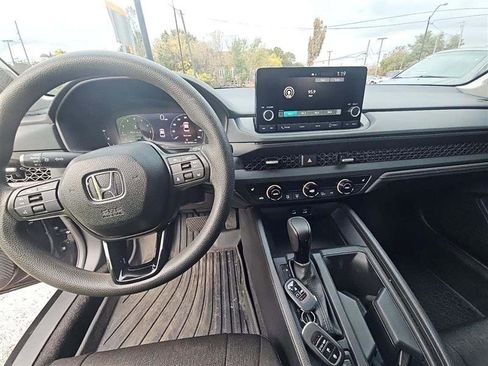 Used 2024 Honda Accord EX image 7