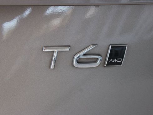 Used 2021 Volvo XC90 T6 Inscription w/ Lounge Package image 22