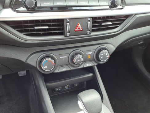 Used 2024 Kia Forte LXS image 23