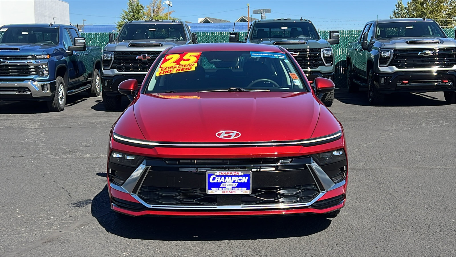 Used 2025 Hyundai Sonata SEL FWD image 2