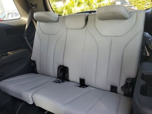 Used 2025 Hyundai Palisade SEL image 20