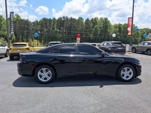 Used 2023 Dodge Charger SXT RWD image 4