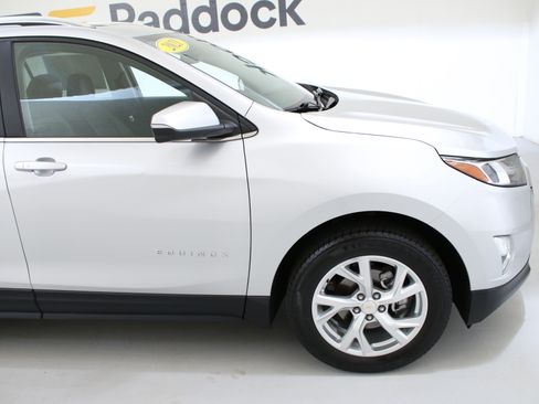 Used 2021 Chevrolet Equinox LT AWD/4WD image 10