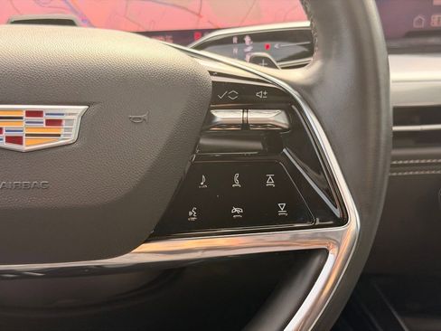 Used 2025 Cadillac Escalade Sport w/ Touring Package AWD/4WD image 36