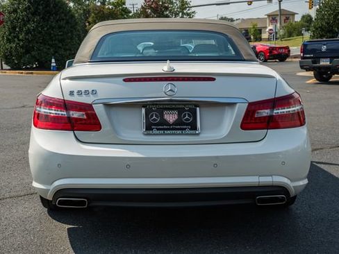 Used 2011 Mercedes-Benz E 550 Cabriolet image 12