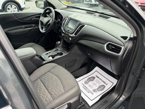 Used 2018 Chevrolet Equinox LT AWD/4WD image 24
