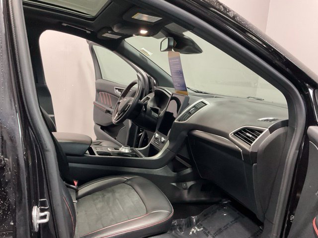 Used 2024 Ford Edge ST-Line AWD/4WD image 23