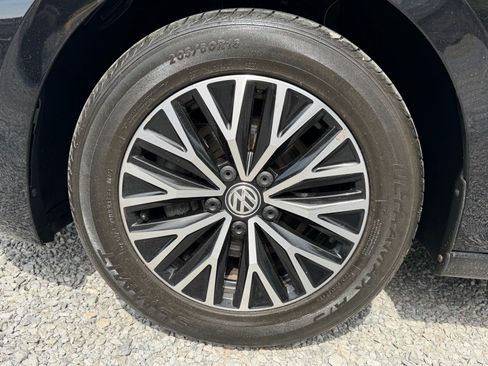 Used 2021 Volkswagen Jetta SE FWD image 8