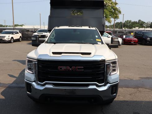 Used 2022 GMC Sierra 3500 Pro w/ Convenience Package AWD/4WD image 3