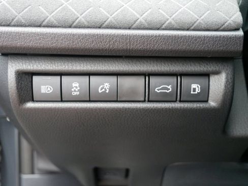 Used 2026 Toyota Camry XLE w/ Premium Package AWD/4WD image 18