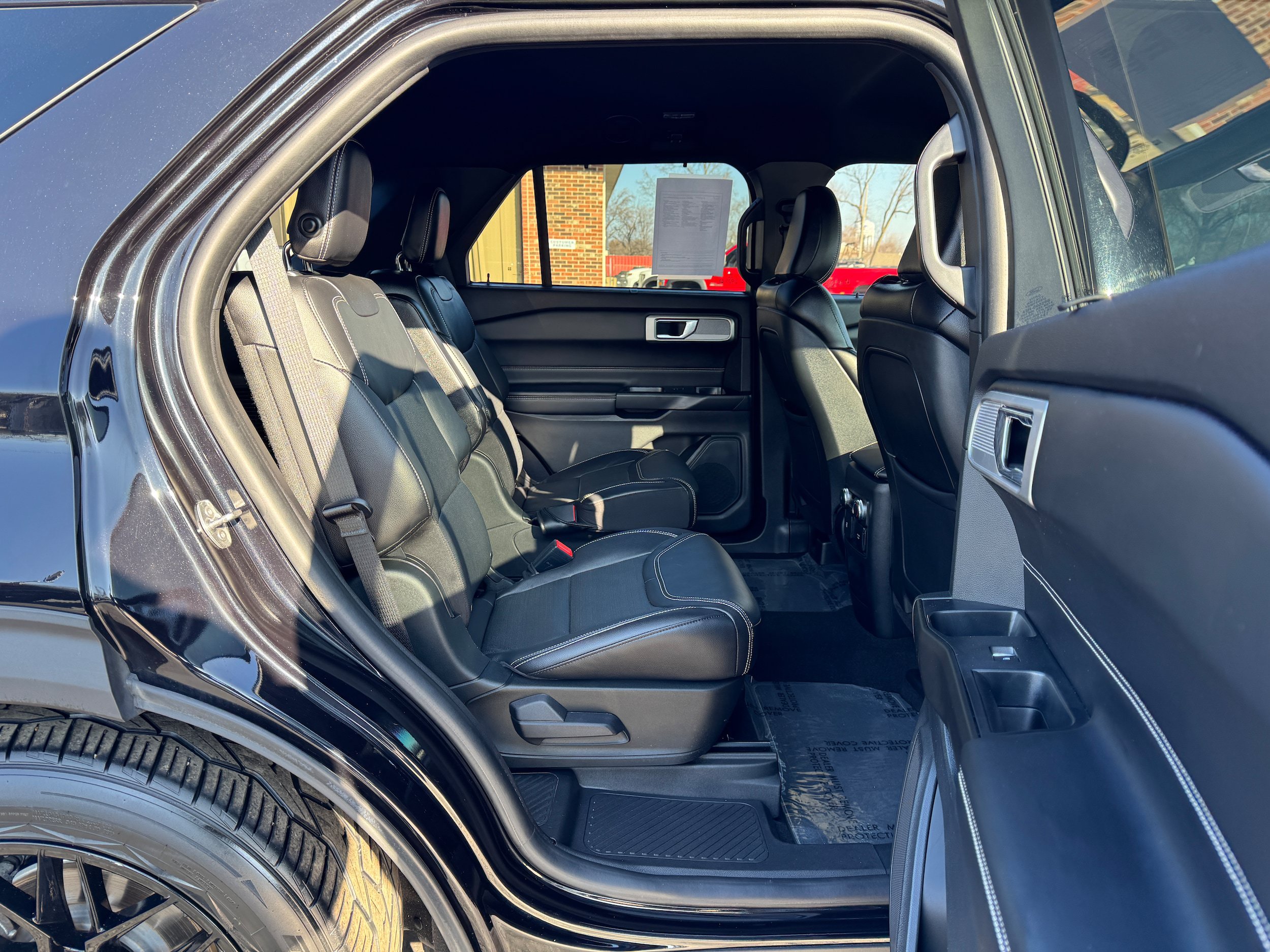 Used 2020 Ford Explorer ST AWD/4WD image 15