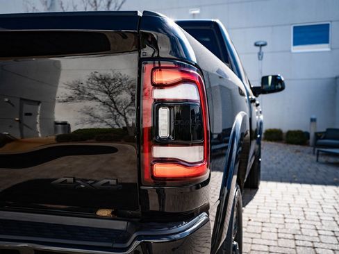 Used 2020 RAM 2500 Limited image 9