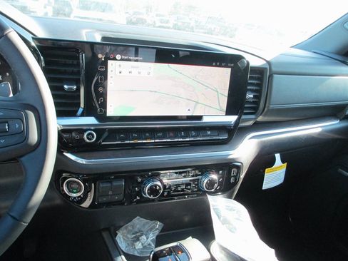 New 2026 GMC Sierra 1500 SLT w/ SLT Premium Plus Package image 17