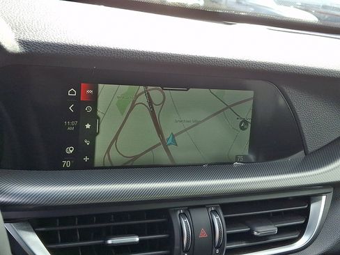 Used 2024 Alfa Romeo Stelvio Ti image 18