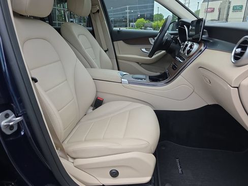 Certified 2022 Mercedes-Benz GLC 300 4MATIC image 16