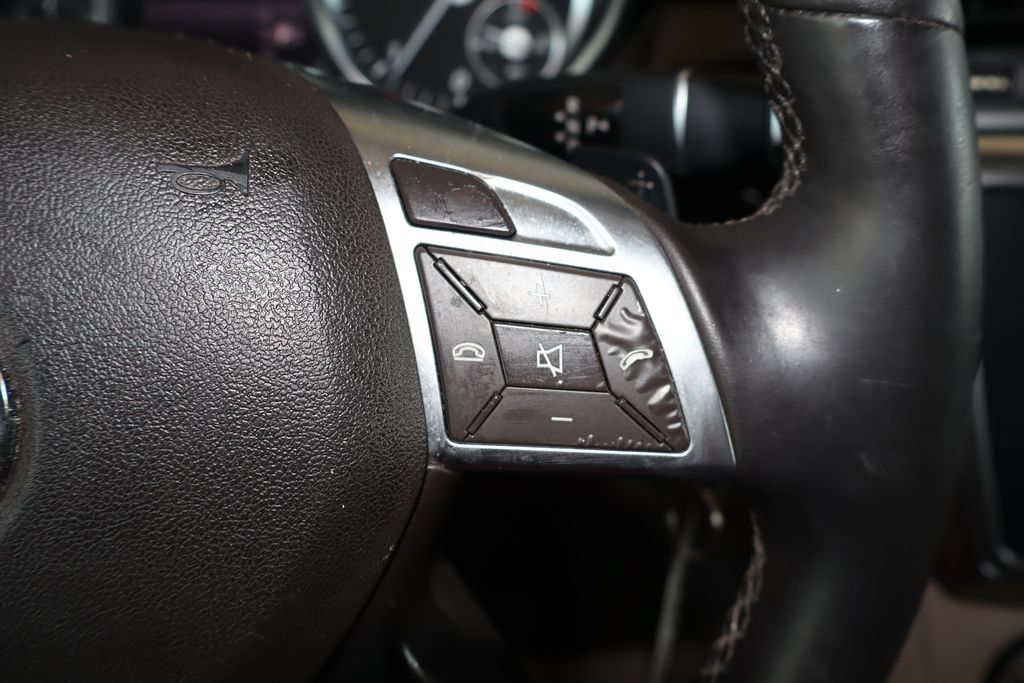 Used 2015 Mercedes-Benz ML 250 BlueTEC 4MATIC image 21