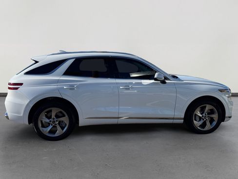 Used 2026 Genesis GV70 2.5T image 6