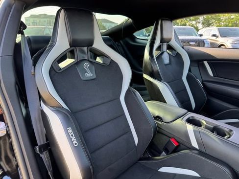 Used 2020 Ford Mustang Shelby GT500 w/ Technology Package RWD image 14