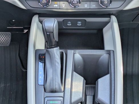 Certified 2025 Honda Accord LX image 19