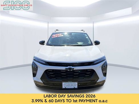 Used 2025 Chevrolet Trax ACTIV FWD image 2