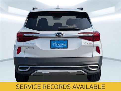 Used 2021 Kia Seltos SX w/ SX Sunroof Package AWD/4WD image 4