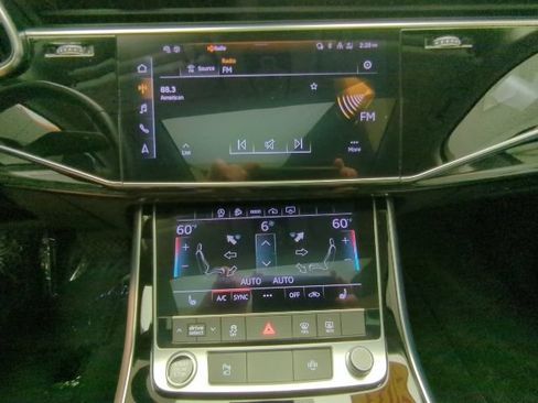 Used 2023 Audi Q7 3.0T Premium Plus w/ Premium Plus Package AWD/4WD image 17