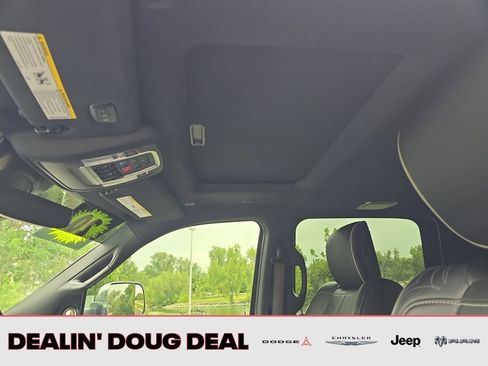 Used 2020 RAM 2500 Limited AWD/4WD image 22