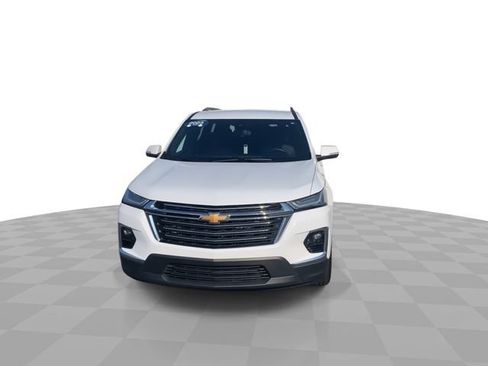 Certified 2023 Chevrolet Traverse LT FWD image 3