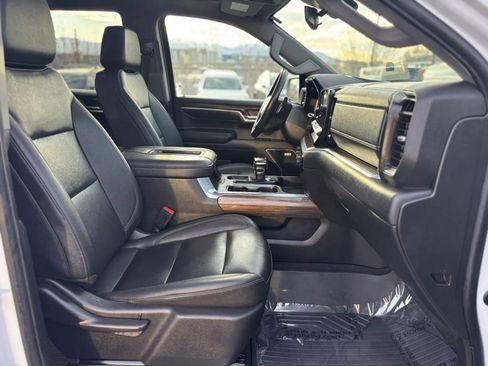 Used 2022 Chevrolet Silverado 1500 RST w/ RST All Star Premium Package image 25