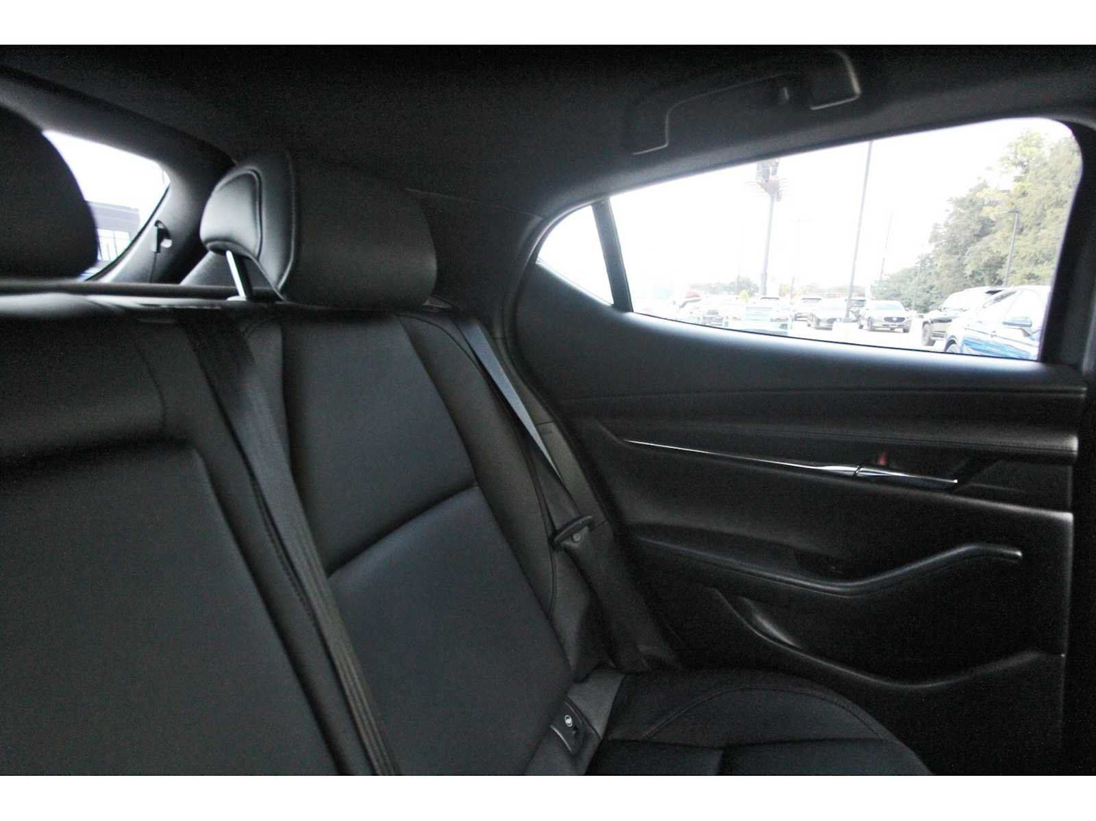 Used 2024 MAZDA MAZDA3 s FWD image 10