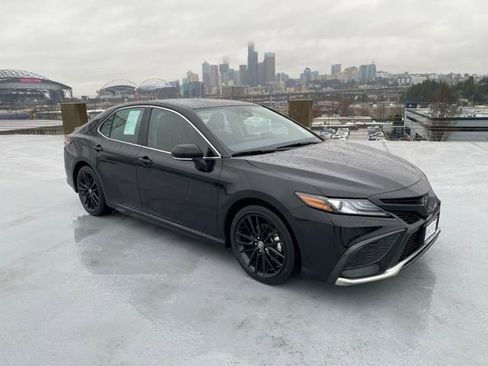 Used 2023 Toyota Camry XSE image 24