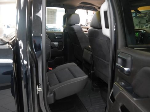 Used 2018 Chevrolet Silverado 1500 LT w/ LPO, Black Pack AWD/4WD image 21